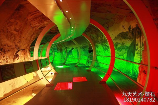 河南南阳西峡博物馆时空隧道展厅仿真岩层化石埋藏景观